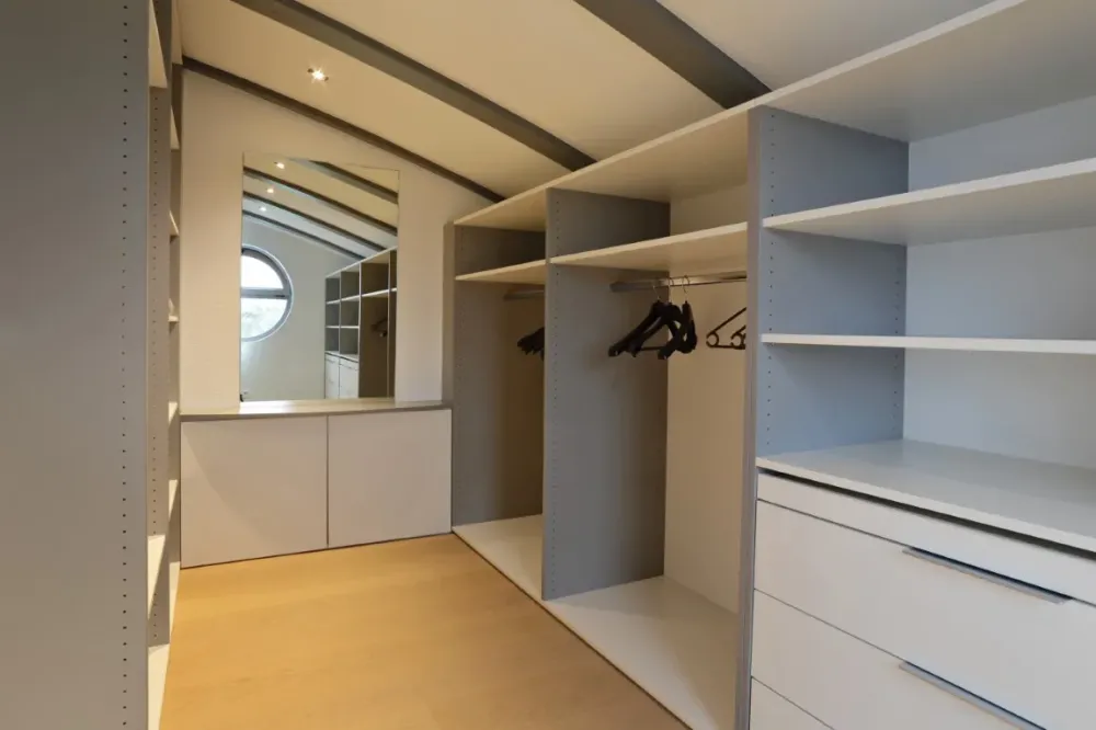 dressing dans les combles